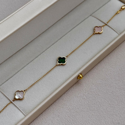 Embrace Armband