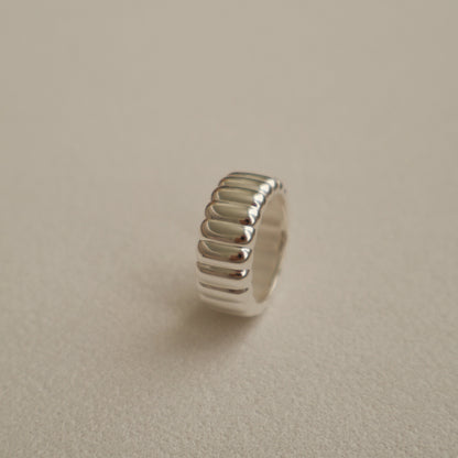 Ring Bold