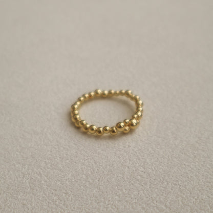 Ring Nola